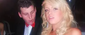 33 Of The Most Hilarious Prom Photo Fails Ever 33 Of The Most Hilarious Prom Photo Fails Ever
