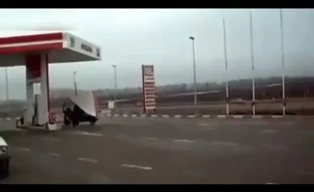 Meanwhile At A Russian Gas Station