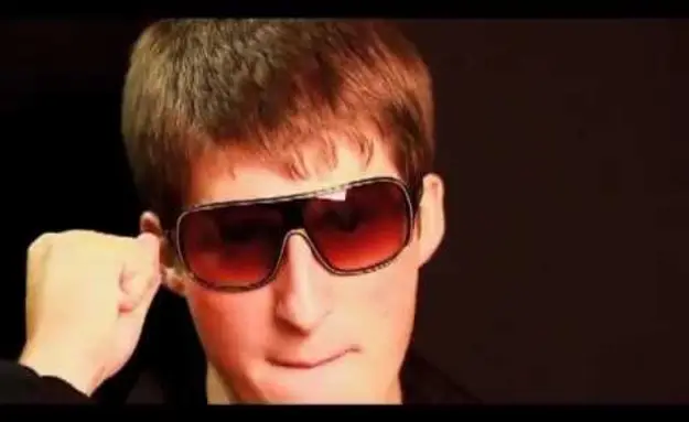A Terrible Cringeworthy Mormon ‘Modesty’ Music Video