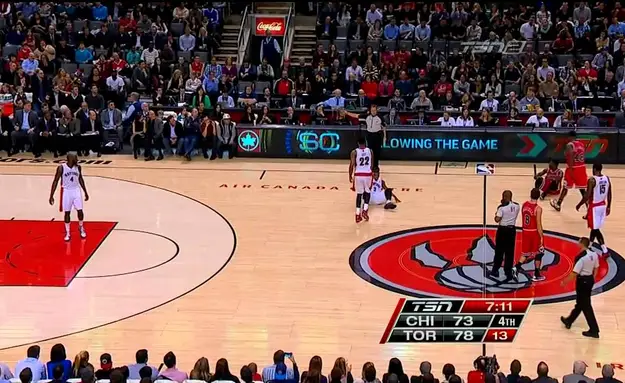 Nate Robinson’s Very Crafty Jump Ball